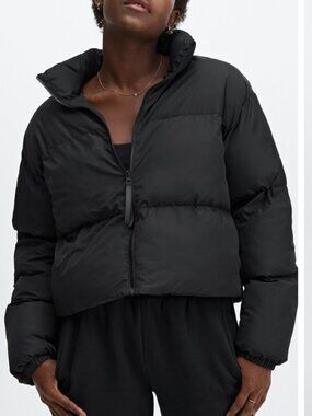 Cropped puffer jacket (fabletics)
